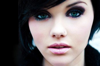 Секреты увеличения глаз с помощью косметики