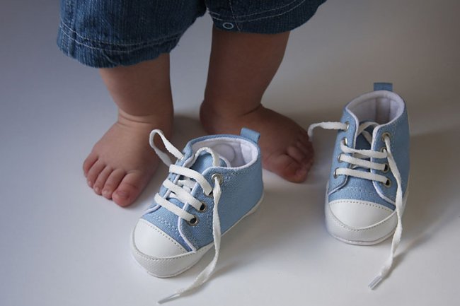 Зачем нужно правильно выбирать детскую сезонную обувь?