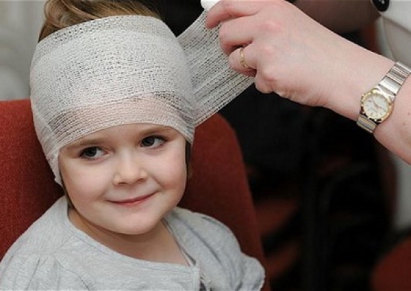 Что делать, если ребенок получил бытовой ушиб головы?