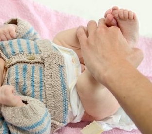 Стул у новорожденного: что считать нормой