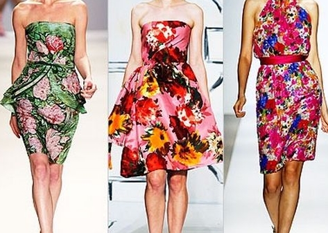 Модные платья с цветочным принтом – летний тренд
