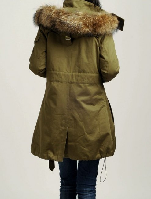 Утепленная куртка для женщин