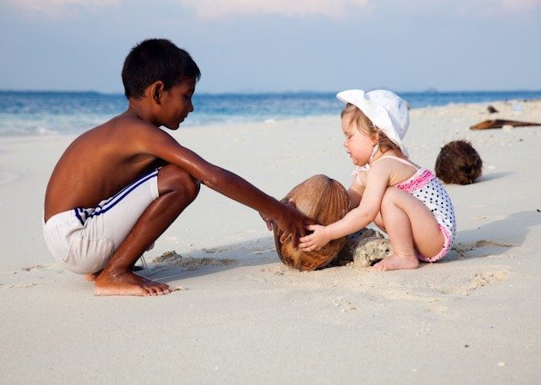 Что надо знать об отдыхе на море с детьми?