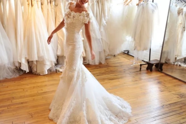 Как правильно выбрать свадебное платье в салоне?