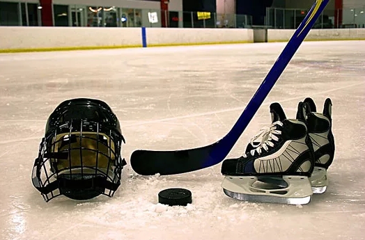 Спортинвентарь для хоккеиста. Сколько нужно заплатить, чтобы начать заниматься?