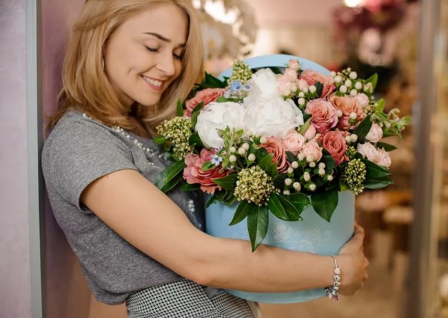 Флористы доставки цветов посоветуют, как подобрать букет получателю